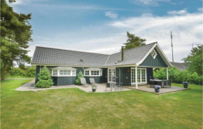 2 Bedroom Amazing Home In Væggerløse Bogø By